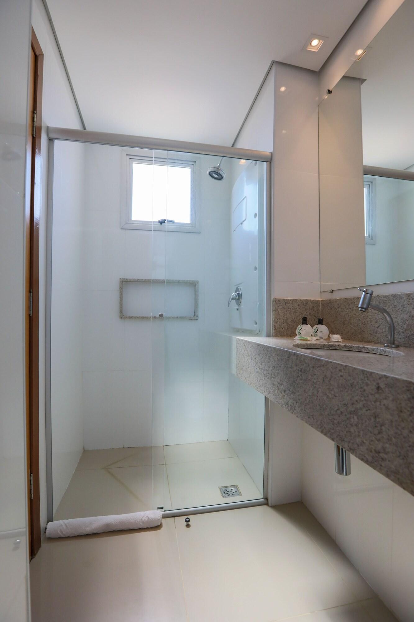 Hotel Amsterdam Montes Claros Ngoại thất bức ảnh