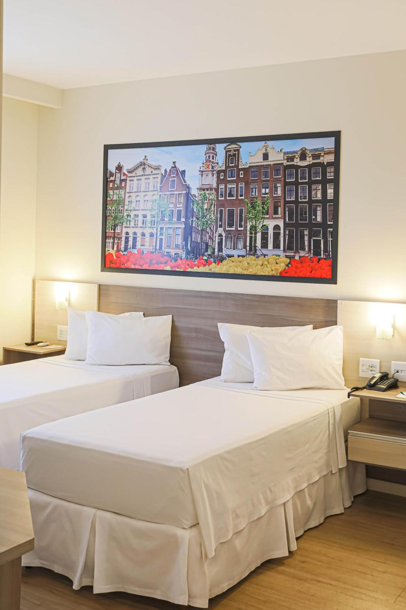 Hotel Amsterdam Montes Claros Ngoại thất bức ảnh